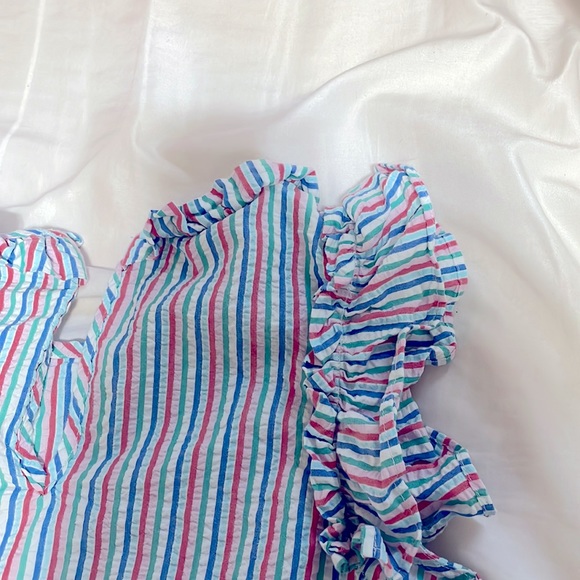 Red blue green white pinstriped ruffled girls youth 8-12 (M) short sleeved shirt - Picture 4 of 4